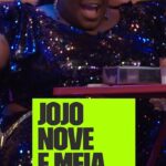 Jojo Todynho Instagram - O #JojoNoveEMeia tá de volta e essa temporada tá babadeira! 🔥 Convidados incríveis, muito papo reto e uma galera mil grau 🥵 A estreia è dia 03 de outubro, às 22h45 ✌️