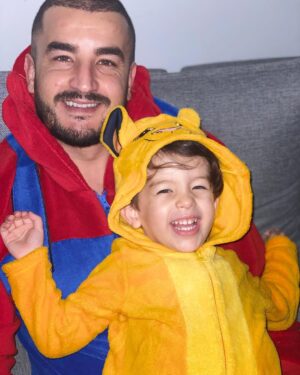 Jonathan Zidane Instagram - Aujourd’hui 31 ans avec les miens ☝️ 👨‍👩‍👧‍👦
