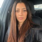 Jonathan Zidane Instagram - Joyeux anniversaire à toi la femme qui a su m’écarter du mauvais pour me tirer vers le bon, à toi qui fait que tout les jours à la maison je me sente comme dans un nuage, toi qui éduque nos enfants à la perfection et surtout toi qui me donne tant d’amour au quotidien. Je remercierai jamais assez dieu de t’avoir mis sur mon chemin. J’aurais pas imaginé meilleure vie qu’a t’es coté ma reine 👑 Je t’aime @racha_lz ☝️❤️