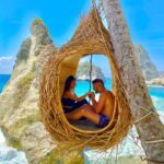 Jonathan Zidane Instagram - Rien d’autre ✋ @racha_lz ❤️ #love #bali Kelingking Beach Nusa Penida