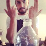 Jonathan Zidane Instagram - Fallait remettre les choses dans leur contexte😩✅ Me demandez pas pour le signe @juldetp a chaque fois que j’réussis un truc je le fais c’est devenu une célébration officiel