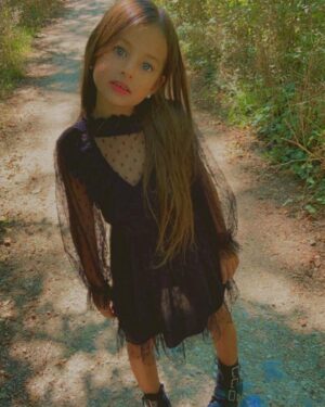Jonathan Zidane Instagram - Y’a 6 ans jours pour jours j’étais papa pour la première fois et aujourd’hui je suis l’homme le plus comblé du monde al Hamdulilah ☝️🙌❤️ 
Joyeux anniversaire ma fille je t’aime ❤️