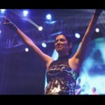 Jonita Gandhi Instagram – @paruluniversity, I couldn’t get enough of your energy!!! Can I come back? 😍💥

Video by: @themediatronic 

@danielkennethrego @percnitish @anurag.drums @kadamaditya @akankshanamdeo @njadoonanan @mojophy @clintoncharlesofficial @ashwin___suvarna @25pixels.in @simran_khanwani @shahkanch @chirag.jaisinghani @bysamrinsayed @calvinstragram

@theofficialjontourage @collectiveartistsdiaries Parul University