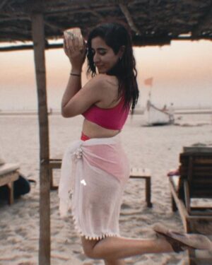 Jonita Gandhi Instagram - Sometimes you just gotta *getaway*
