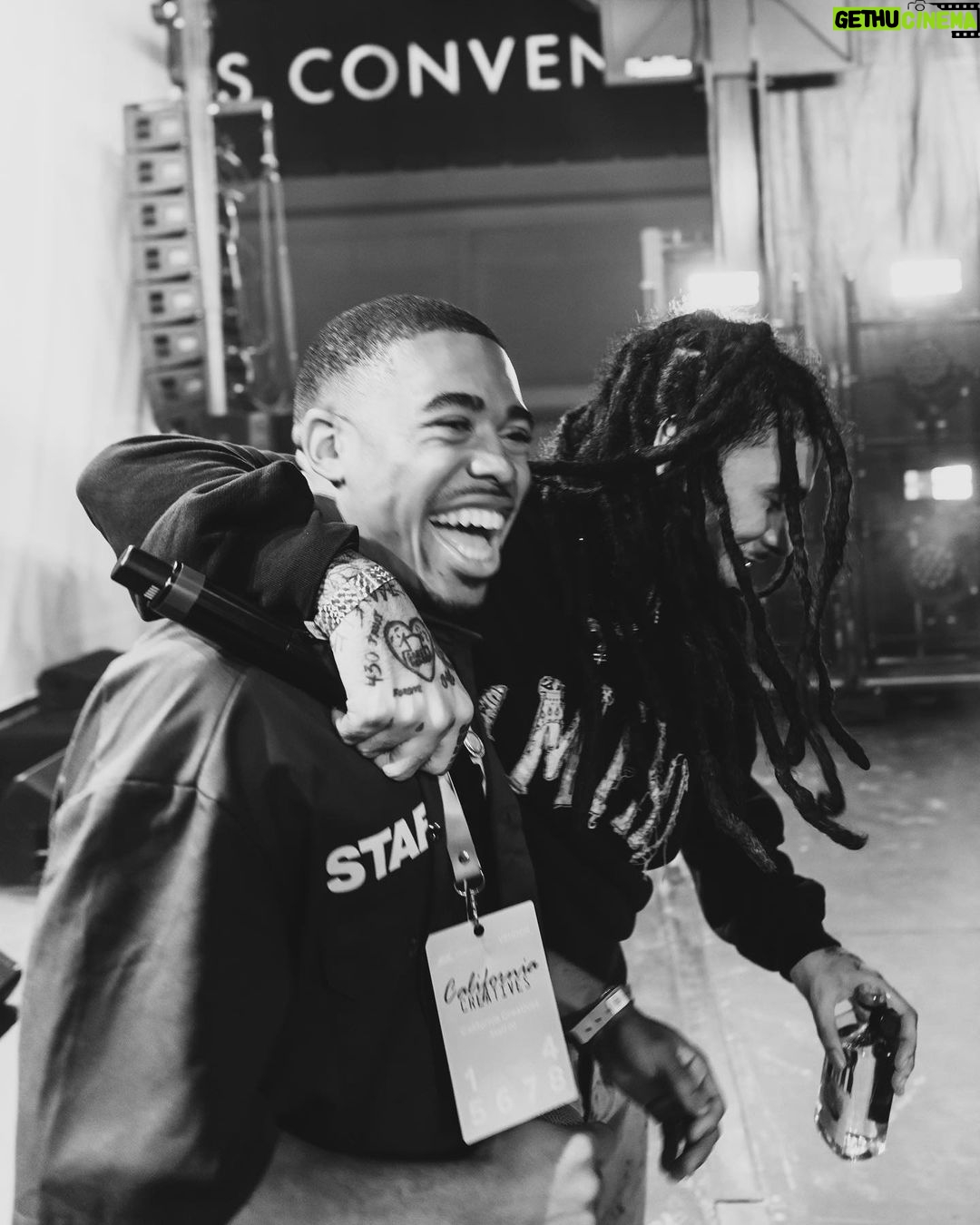 Jordan Bentley Instagram - DAY 1 WAS A MOVIE!! 🔥 @hyplandfest … From t-shirts in my moms living room to festivals & this is just the beginning! LETS GO!
