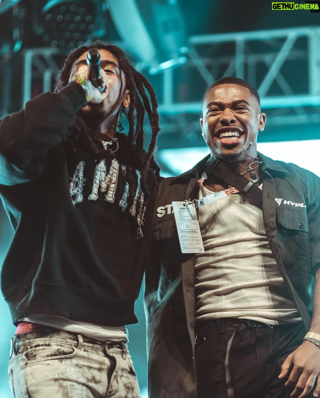 Jordan Bentley Instagram - DAY 1 WAS A MOVIE!! 🔥 @hyplandfest … From t-shirts in my moms living room to festivals & this is just the beginning! LETS GO!