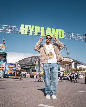 Jordan Bentley Instagram - Welcome to Hypland Fairgrounds at Rolling Loud INGLEWOOD! 📍

I grew up down the street from SoFi Stadium so you know it was only right that I throw a carnival. Let’s go! 🎪🎡