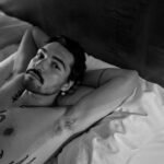 Jordan Haj Instagram - revolutions are made in bed ☮️🫶🏻 📷 @benediktrenc For @esquireczech Jordan wearing Emma Emma wearing Jordan