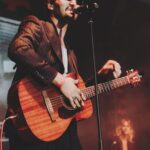 Jordan Haj Instagram - Včera to bylo 🌍 děkujeme. Projíždím ty stories a úplně bych na takovej koncert chtěl jít ;) Díky za pozvání @mattoni_czsk a @metronomeprague ! Díky za vše mámo @luclucka Díky tý naší nesmyslně skilled kapele. @matyasvorda to s těma Světlama a stagedesignem taky naprosto zabil. Mezinarodni Filmovy Festival Karlovy Vary