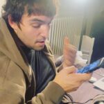 Jordan Haj Instagram – 1) neprůstřelnej plán, jak to @forum_karlin 100% vyprodat 💣 
2) už několikátej rok mám pocit, že pokud spolu dáme tenhle rok, tak už dáme všechno..
a budeme spolu tak dlouho, až začnu mít vaginální trable a @emmasmetana_music vousy.
3) takhle budeme vypadat
4) takhle si budeme myslet že vypadáme Prague