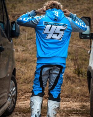Jordi Whitworth Instagram - Premium Hoodies to match 🧊🥶 @motolokouk