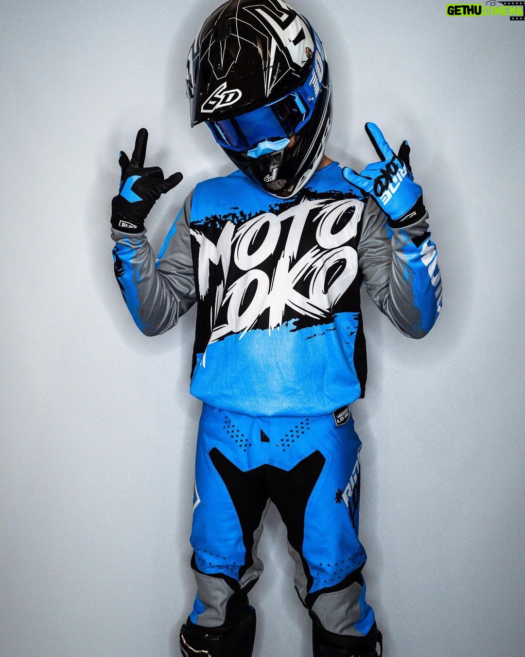 Jordi Whitworth Instagram - So grateful to be part of such an amazing brand @motolokouk - these set ups are incredible, Thankyou. Looking forward to next year π¬π§/πΊπΈ
