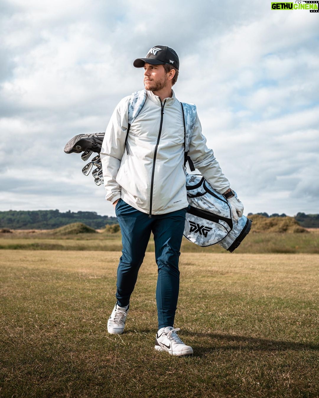 Jordi Whitworth Instagram - Out of bounds somewhere….