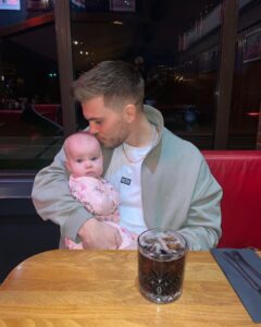 Jordi Whitworth Instagram - She went straight for the whiskey 🥃
