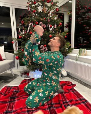 Jordi Whitworth Instagram - Merry Christmas 🎅🏼