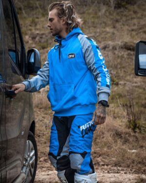 Jordi Whitworth Instagram - Premium Hoodies to match 🧊🥶 @motolokouk