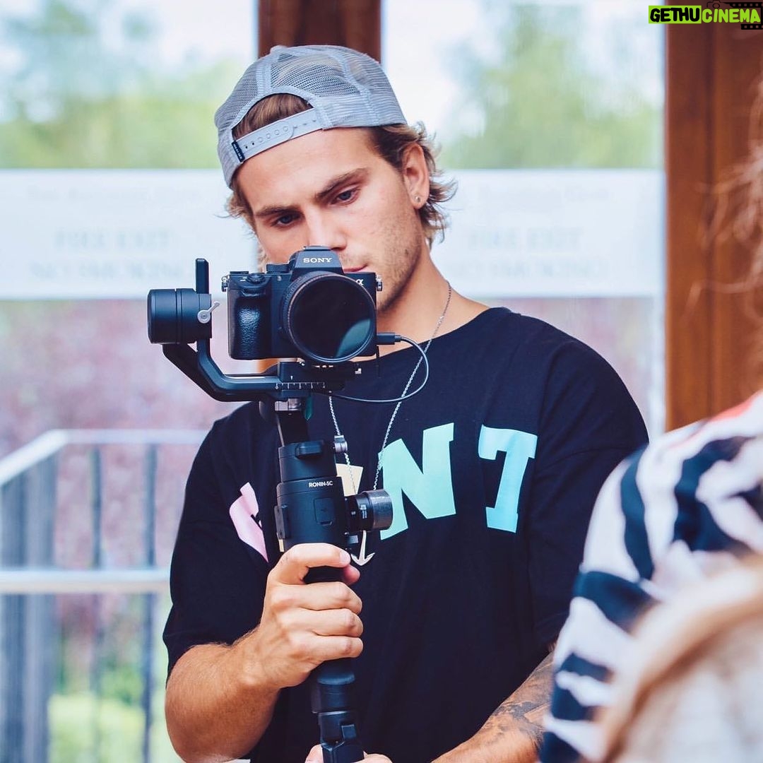 Jordi Whitworth - 1.2K Likes - After so many years going through different experiences, not knowing what I want to do in life and never really found that passion to get make me get out of bed... I have now 🎥