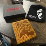 Joseph Ruby Instagram - Wife got me a new wallet and it rocks @middleofbeyond
