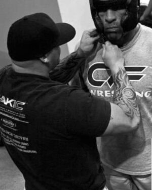 Josh Burns Instagram - Happy Birthday to best big brother and mentor a guy could ask for! Have a great day Mark!⚒⚒⚒⚒⚒ #hammerhouse4life