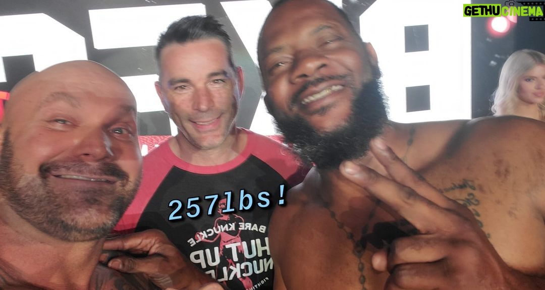Josh Burns Instagram - Weigh-ins are done weighed in at 257lbs on the dot. #chincheckingtime #bkfc17 #TIGERLYFE #terphousefarms #hammerhouse #therecanonlybeone Boutwell Memorial Auditorium
