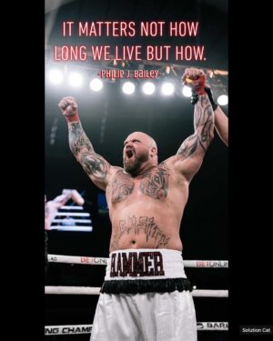 Josh Burns Instagram - Blessed to see another year with family and friends. Love ya guys! ⚒️⚒️⚒️⚒️
#hammerhouse4life #anotheryeardown