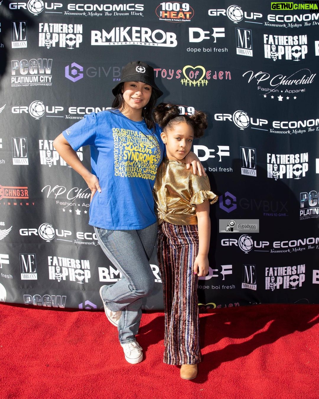 Journey Christine Instagram - I had an awesome time yesterday at The Blessed in The Mess Thanksgiving concert & giveaway Thank you @bmikerob & @fathersinhiphop for allowing me to perform. I had a blast. Shout out to my amazing photographer @pixbygg Adelanto Stadium