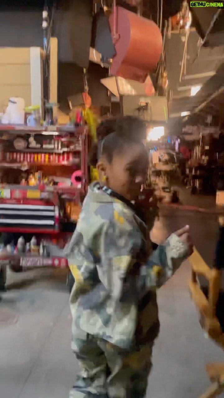 Journey Christine - 7K Likes - Come to work with me!
Many of you have requested this type of video. Let me know in the comments what other types of videos you would like to see from me. 🥰
#Netflix #theupshaws