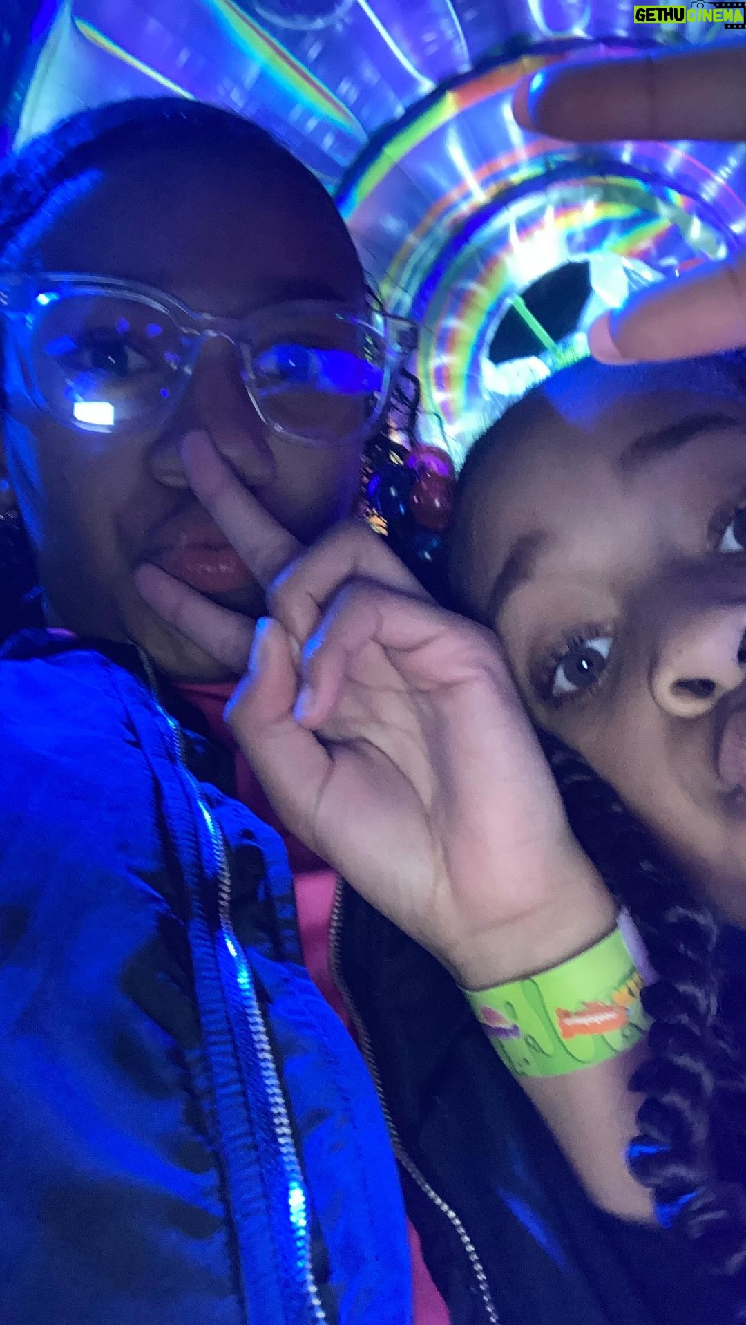Journey Christine - 525 Likes - Thank you Nickelodeon for Slime-tastic time. 🧡💚
#nickelodeon #nickelodeonslime #kca2023 I don’t