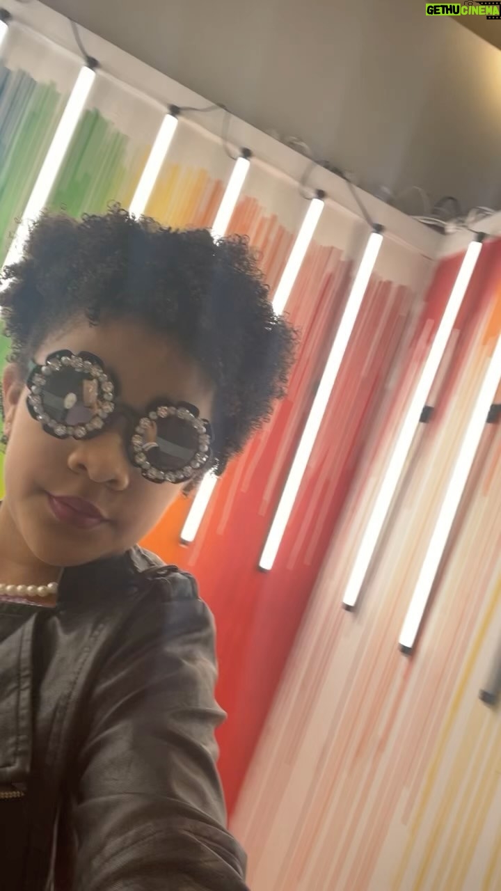 Journey Christine Instagram - 🌈🥰 Happy