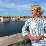 Judith Rakers Instagram - Heute verreisen wir gemeinsam nach Schweden, wenn ihr mögt: es geht nach Stockholm und in die Schären, wo Natur und Wasser umwerfend schön sind. Und diese zauberhaft freundlichen Menschen überall…. Ich habe die ganze Zeit gedacht: hier würde ich auch gern leben. Um 20.15 Uhr gehts los - im NDR-Fernsehen. Bis gleich!! #wunderschön #stockholm #schären #schweden #reisereportage #neuefolge