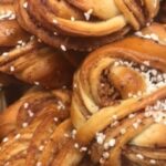 Judith Rakers Instagram - Heute verreisen wir gemeinsam nach Schweden, wenn ihr mögt: es geht nach Stockholm und in die Schären, wo Natur und Wasser umwerfend schön sind. Und diese zauberhaft freundlichen Menschen überall…. Ich habe die ganze Zeit gedacht: hier würde ich auch gern leben. Um 20.15 Uhr gehts los - im NDR-Fernsehen. Bis gleich!! #wunderschön #stockholm #schären #schweden #reisereportage #neuefolge