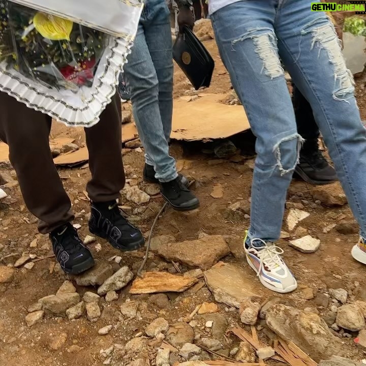 Julia Samantha Edima Instagram - We probably won't be able to ease the pain of these families,we can just cry with them and let God us console. It is with great sadness and a surge of solidarity that we again visited the scene of MBANKOLO yesterday. The @miss_cameroun_officiel committee , @2iem_dauphine_miss_cmr2023 , @princesseissie miss Universe Cameroon 2023 and @juliasamanthafoundation , we all wanted to accompany grieving families in prayer , accompanied by donations of clothing, products food, medicines, drinks, prize pools etc., offered by souls of good will that you are. thank you for this mark of generosity and compassion .Thank you to my amazing @missworld ´ s sisters for supporting my country in this ordeal. Far to be a simple competition, this adventure is also a symbol of humanity and this is its greater magic. My brothers and sisters received your messages from support and send you their sincere thanks ❤️🙏🏽 #prayersformbankolo Mbankolo,Yaoundé,Cameroun