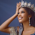 Julia Samantha Edima Instagram - you can’t hope to change the world if your inner world doesn’t go through a complete construction, of the foundations of your values, the energies that drive you and the faith that carries you towards the priceless. be the world you would like to contemplate in every glance 👑🌎 📸 : @xaviernexell #buildyourworld #withlove #missworld #missworldcameroon #yourmentalyourbeauty