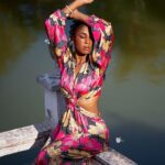 Julia Samantha Edima Instagram - Let the breath in your lungs remind you that life is a gift to be taken 🌸 📸 : @meposkalper8 #missworldcameroon #newenergy #newday