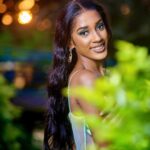 Julia Samantha Edima Instagram - Bonjour le Monde 🌍 ❤️ Comme certains de vous le savent déjà, la 71 ème édition du Concours @missworld est renvoyée de février à mars 2024 . Une nouvelle qui nous a tous embarrassé , surtout vous qui vous vous étiez déjà tellement mobilisés pour m’aider à hisser nos magnifiques couleurs 🇨🇲🇨🇲 Je ne saurai vous expliquer les raisons exactes du renvoi de la compétition, mais à toute organisation, des problèmes et des imprévus, nous ne pouvons que nous adapter et , en priant que je sois toujours dans les dispositions physiques pour concourir , je vous demanderai de continuer à m’accompagner et à croire en moi, d’ailleurs , les votes sur MOBSTAR continuent , ne lâchons rien 😉 L’occasion est aussi pour nous de tout pofiner , mon équipe et moi , de nous nourrir davantage de créativité pour marquer un passage qui vous honorera . ❤️🇨🇲 En attendant , ne manquez pas mon direct instagram de demain à partir de 15h avec l’un des plus grands blogueurs de compétitions de beauté internationales @iamalvinsebetero . Ce serait très encourageant pour moi de vous voir nombreux connectés. Notons qu’il s’agira de mon tout premier live en anglais 🙃 voir vos cœurs et vos commentaires en direct me donnera plus de force. Merci , à demain et très bonne journée à tous ❤️ #missworldcameroon #yourmentalyourbeauty #missworld71