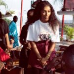 Julia Samantha Edima Instagram - On se capte à @tchopetyamo Douala à 15h pour « VOTE ET YAMO » je serai encore de service 🤌🏾, gardez mes pourboires et une belle dose d’énergie pour passer un bon moment ensemble. 🥰 L’événement fut un succès à Yaoundé , merci infiniment du soutient , j’espère vous voir nombreux ce soir à Douala ! N’oubliez pas que votre pass pour bénéficier des réductions dans le menu , c’est la présentation de l’application Mobstar dans votre téléphone 😉 Tchop Et Yamo