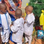 Julia Samantha Edima Instagram - My favorite moment ❤️ gifts , smilles and children 🎁🎄✨❤️ Nanga Eboko