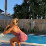 Julian Daigre Instagram – 5️⃣ moves that’ll take you 1️⃣5️⃣ minutes! 

Summer is creeping up, which is why I want you to look and feel like your best self ☺️ I challenge you try these 5 moves from my #JBYB program! (These are some of my faves- because they’re some of the most killer 🔥) 

Here’s the rules:
45 seconds on each exercise • 30 second rest in between • Repeat for 3 rounds • then share with a friend!

If you like these, you’ll love my JBYB program- 60 days, no equipment needed!! 

LINK IN MY BIO TO SIGN UP TODAY! Also get 14 days for FREE! 

@myopenfit New Orleans, Louisiana