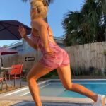 Julian Daigre Instagram – 5️⃣ moves that’ll take you 1️⃣5️⃣ minutes! 

Summer is creeping up, which is why I want you to look and feel like your best self ☺️ I challenge you try these 5 moves from my #JBYB program! (These are some of my faves- because they’re some of the most killer 🔥) 

Here’s the rules:
45 seconds on each exercise • 30 second rest in between • Repeat for 3 rounds • then share with a friend!

If you like these, you’ll love my JBYB program- 60 days, no equipment needed!! 

LINK IN MY BIO TO SIGN UP TODAY! Also get 14 days for FREE! 

@myopenfit New Orleans, Louisiana