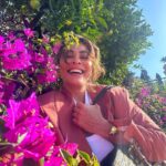 Juliana Paes Instagram - Dump Sicília Flores Vinhos Dieta… palavras aleatórias que me vêm dunada na cabeça kkkk