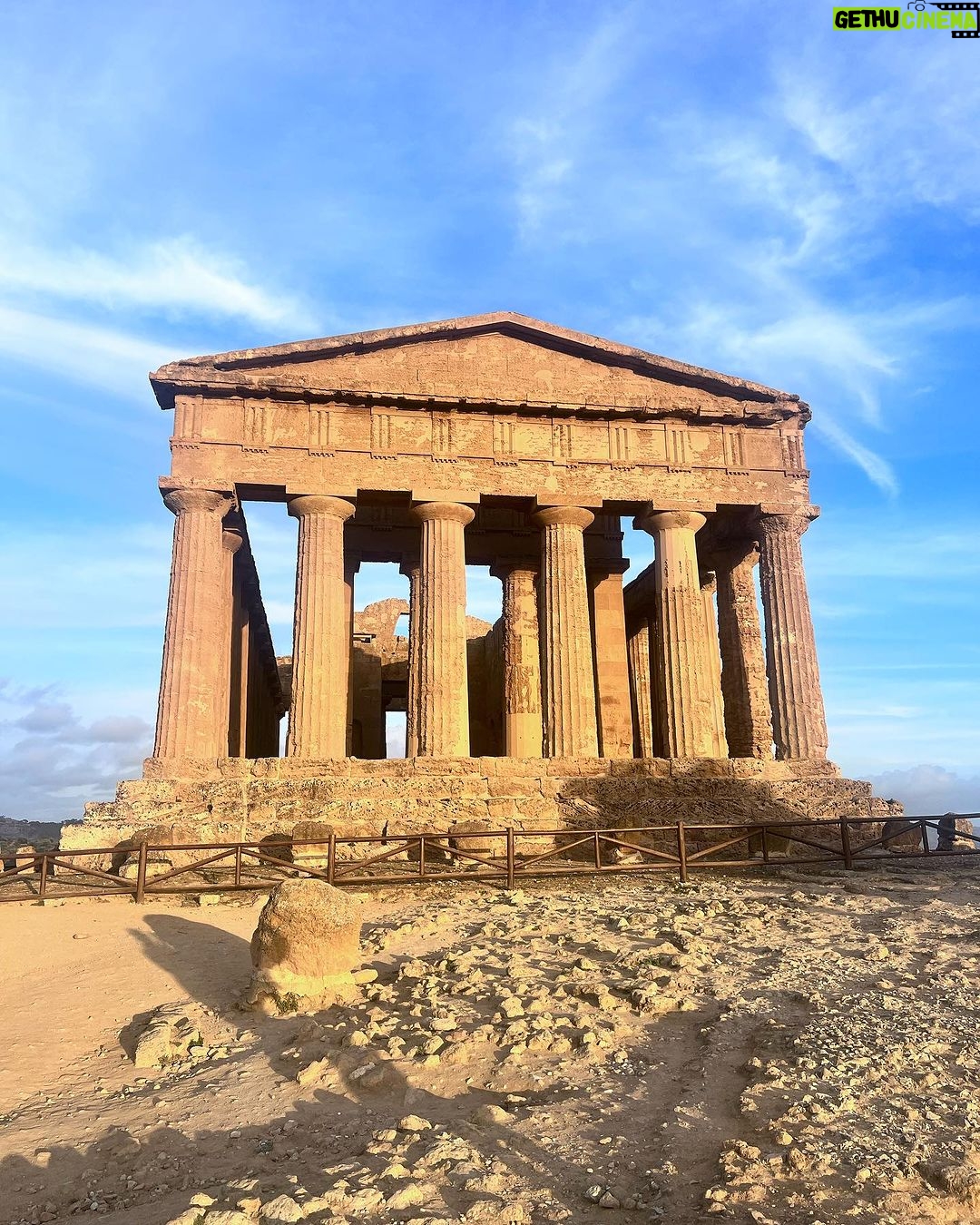 Juliana Paes Instagram - Agrigento 💜 Agrigento. Valley Of The temples