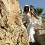 Juliana Paes Instagram - un'immagine greca in sicilia #palermo #sicilia Villa Igiea, a Rocco Forte Hotel