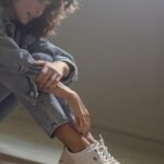 Juliana Paes Instagram - Conforto e estilo em todos meus passos com esse modelo da coleção primavera/verão 2024 da @dakotacalcados . 👟✨😍 #MinhaDakota #PrimaveraVerão2024dakota #Brilhandojuntas