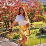 Juliana Paes Instagram - Já tem 4 anos dessa minha parceria com a @dakotacalcados. Na contagem regressiva da campanha de primavera/verão 2024, eu vou levar vocês para conferirem tudo o que rolou nos bastidores da gravação. ✨ #minhadakota #brilhandojuntas