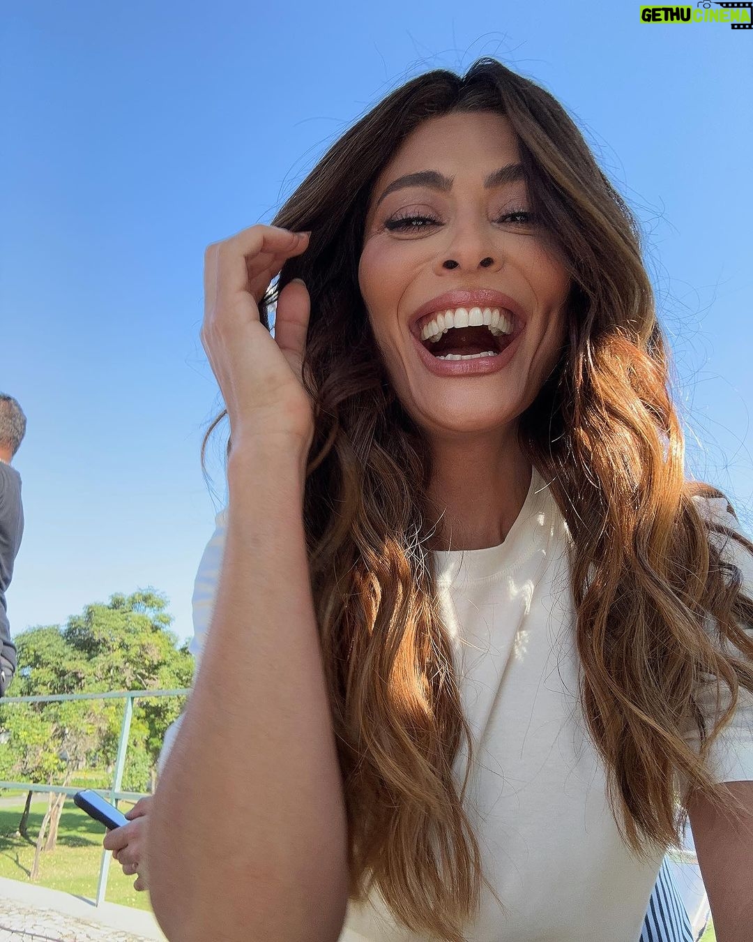 Juliana Paes Instagram - Dump de uma sexta de glamour e uma manhã de chamego… que mais eu quero?