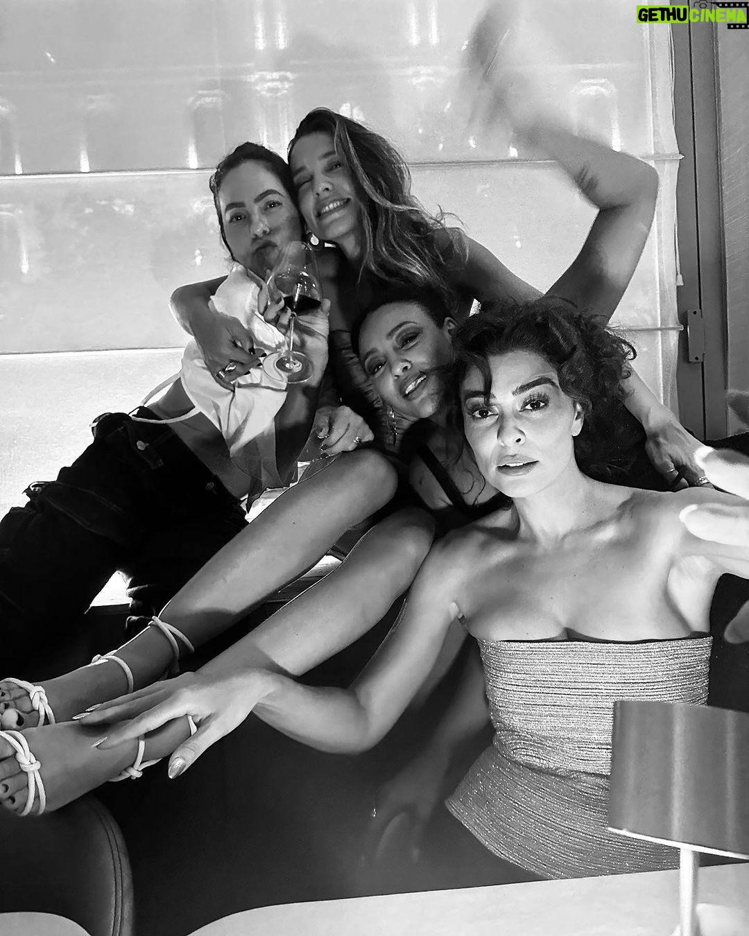 Juliana Paes - 354.5K Likes - Mangia Amore! #milano