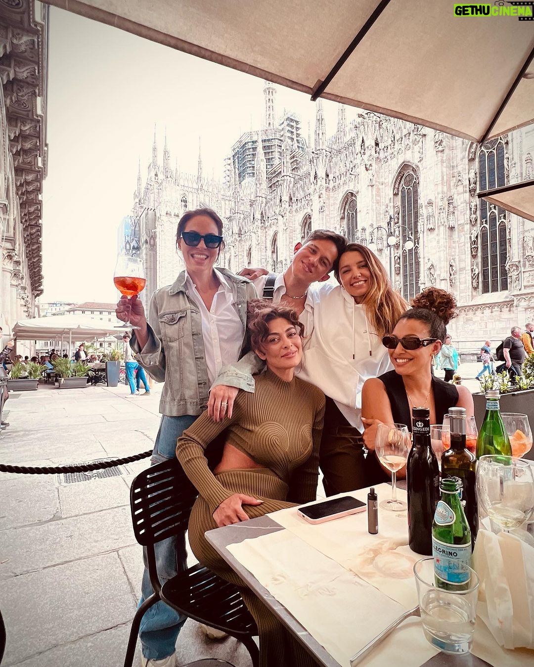 Juliana Paes - 354.5K Likes - Mangia Amore! #milano
