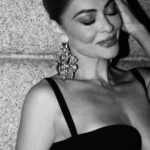 Juliana Paes Instagram - un'altra notte meravigliosa 🖤 Signorvino