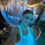 Juliana Paes Instagram - Eu fui pra ver Bruninho… por isso não tem fotos nem vídeos de Bruninho😏 #thetown2023 #thetownfestival Ahhhhhhhh e fui pra comer tbm kkkk