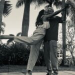 Juliana Paes Instagram - Eu tive a maior sorte do mundo de ter os dois melhores pais que eu poderia pedir: o primeiro, Carlos Hernique Paes, meu pai! E o segundo, Dudu Baptista, meu marido, meu companheiro e pai dos nossos filhos! Esses dois homens são a base da minha família, da minha história, e sem eles nada disso aqui seria possível. Que sorte a minha! E que sorte a dos nossos meninos por terem esses dois homens incríveis em suas vidas!
